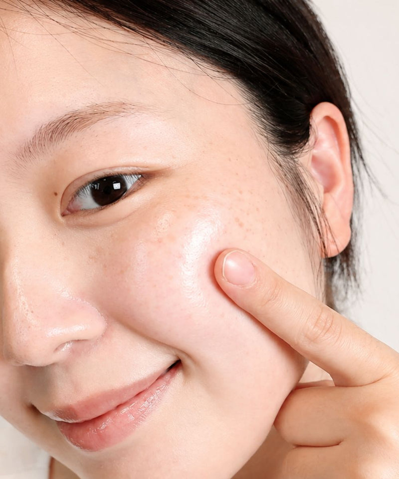 Close up skin glow deeponde