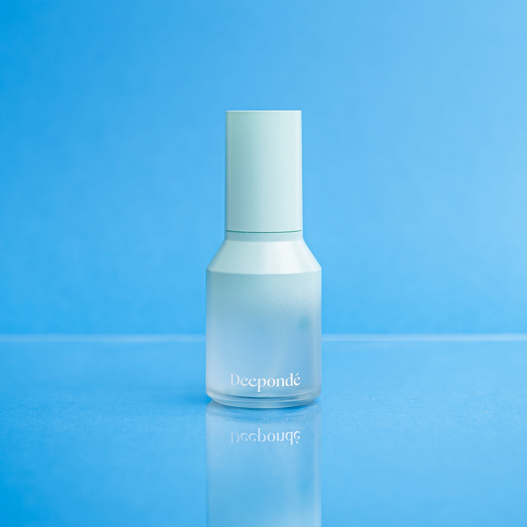 Deepondé | First Mucin Ampoule Mist | Toner Mist - Front view on white background