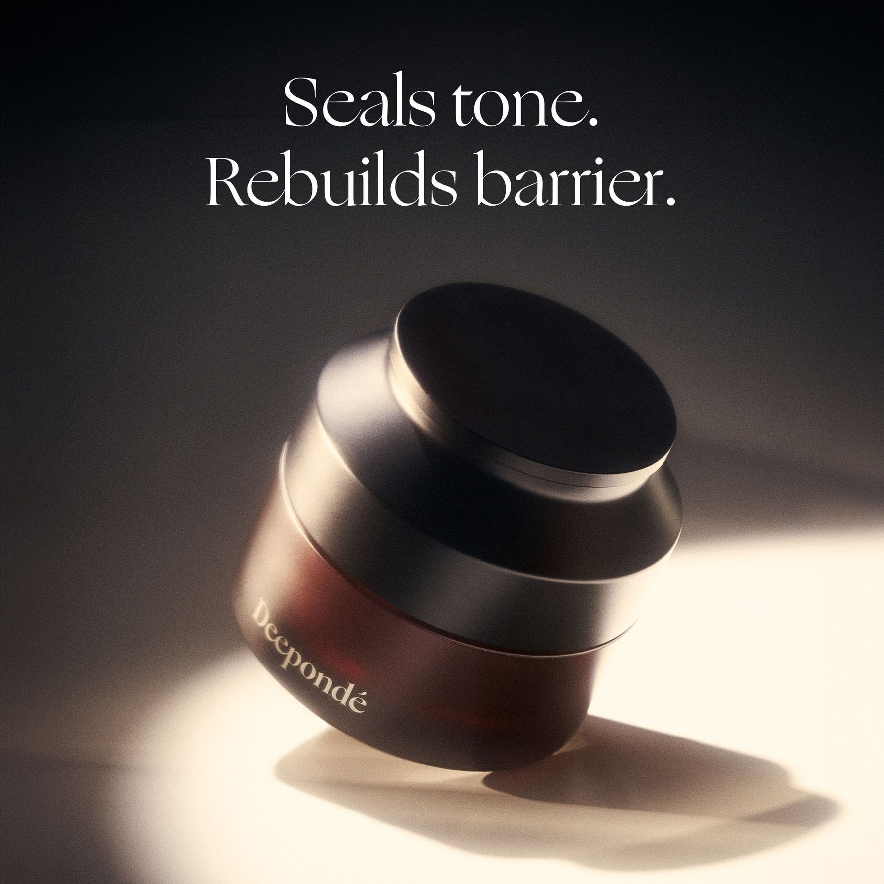 Deepondé | Glutathione Barrier Cream | Cream - Lifestyle application shot
