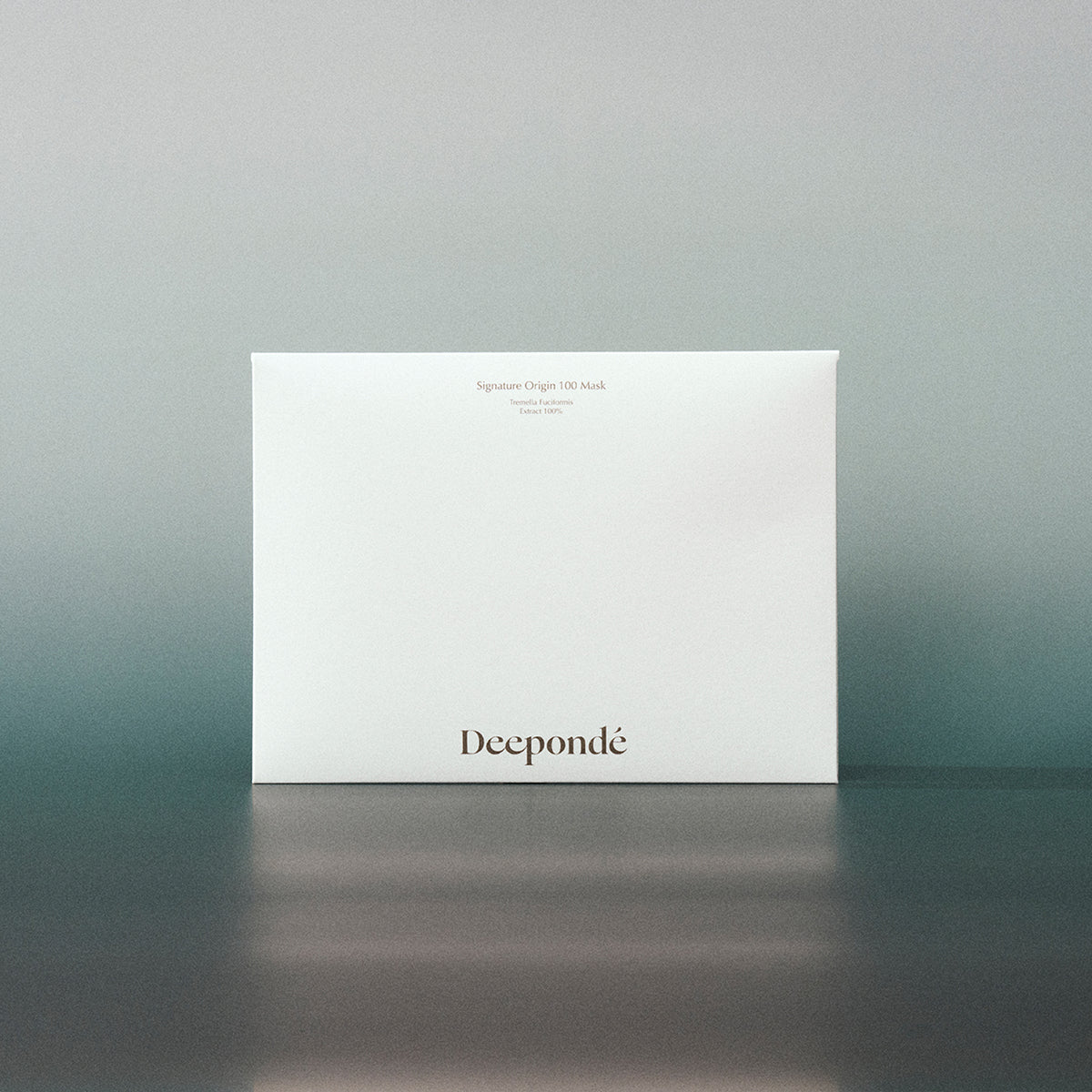 Deepondé | Signature Origin Mask | Mask - Front view on white background