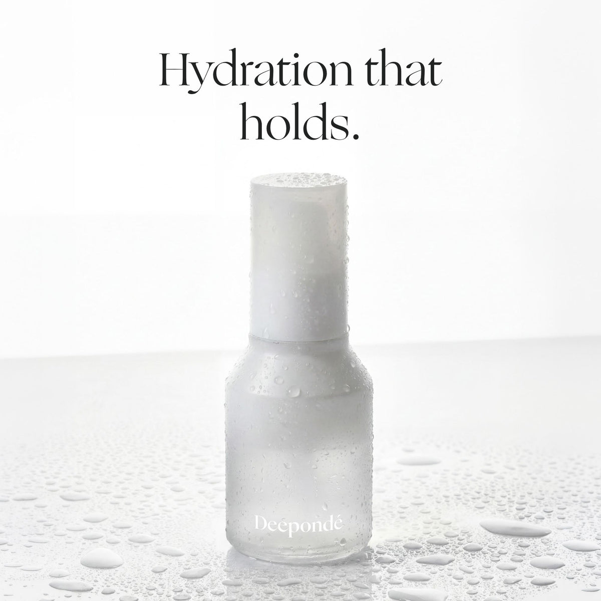 Deepondé | Signature Origin Mist | Toner Mist - Lifestyle application shot

