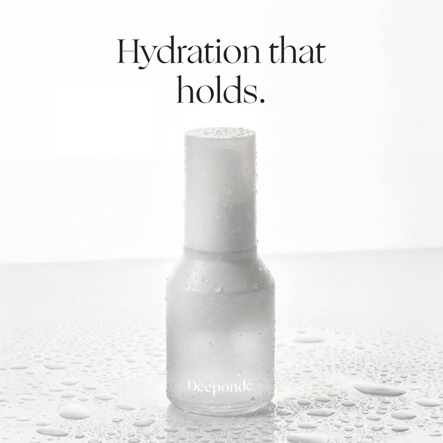 Deepondé | Signature Origin Mist | Toner Mist - Lifestyle application shot

